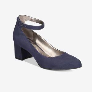 Bandolino Ankle Strap Block Heel Pump Sz 7.5